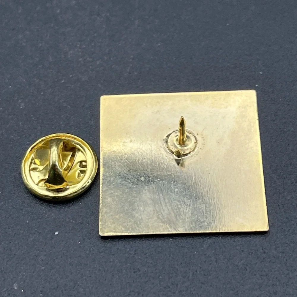 Toured Cabot Trail Bicycle Cycling Lapel Hat‎ Pin